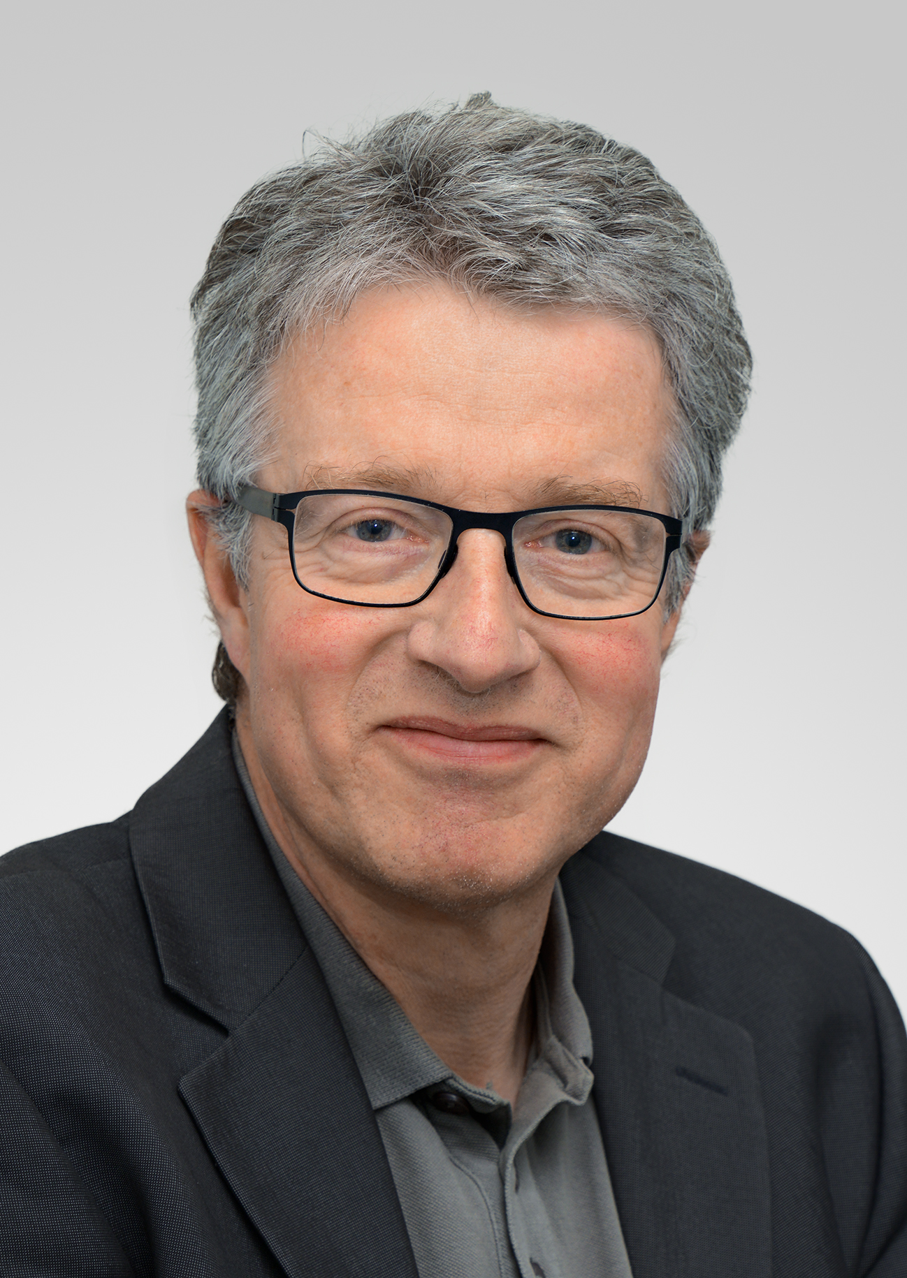 Prof. Dr. em. Adrian Steiner;